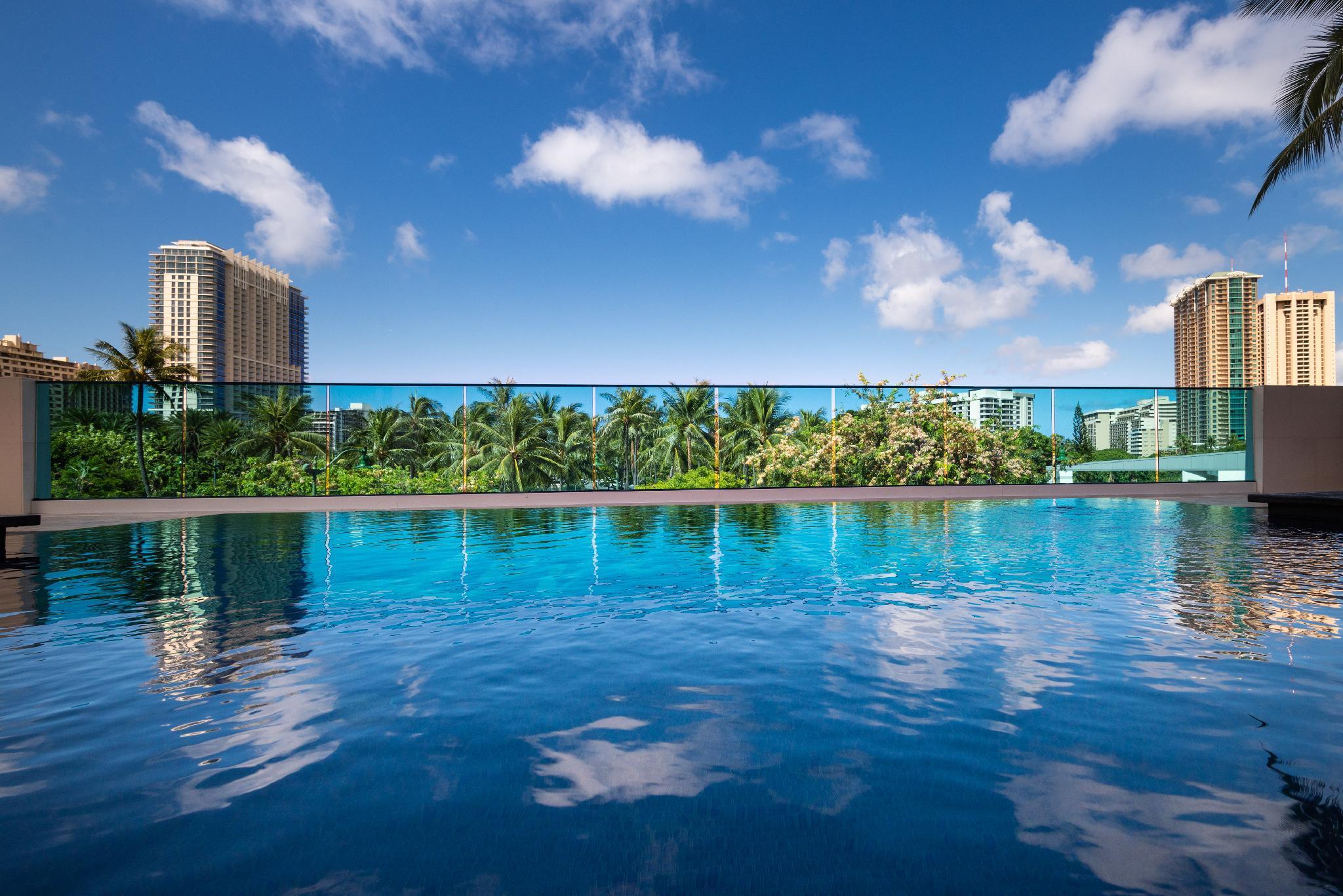 Waikiki Gateway Hotel Гонолулу Экстерьер фото
