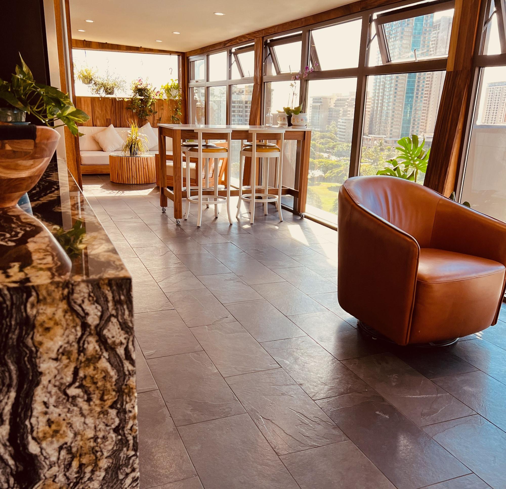 Waikiki Gateway Hotel Гонолулу Экстерьер фото