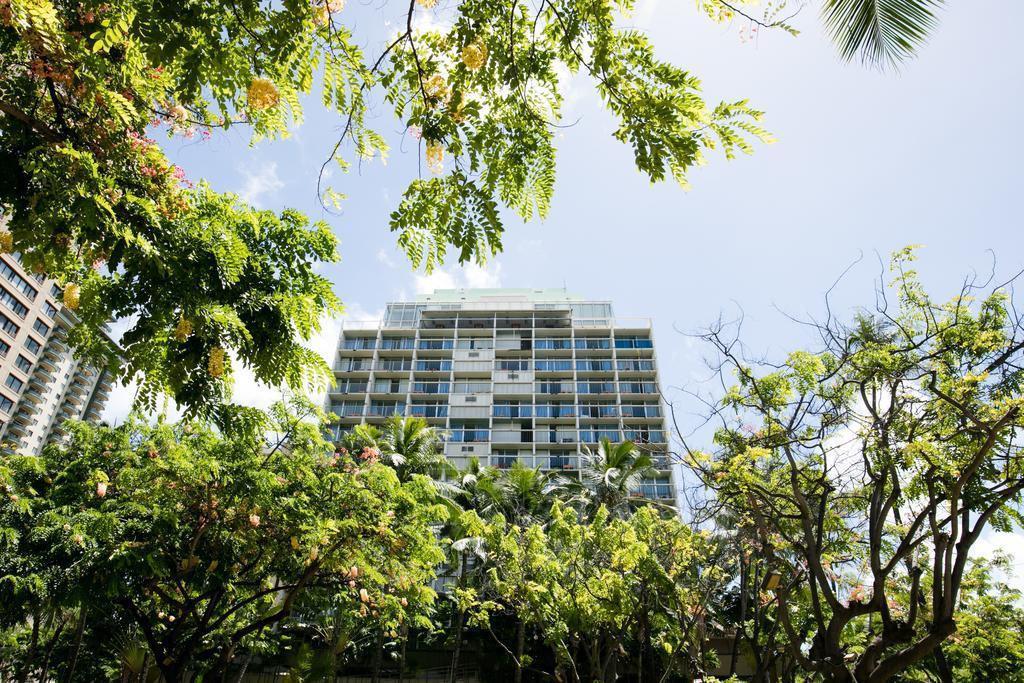 Waikiki Gateway Hotel Гонолулу Экстерьер фото
