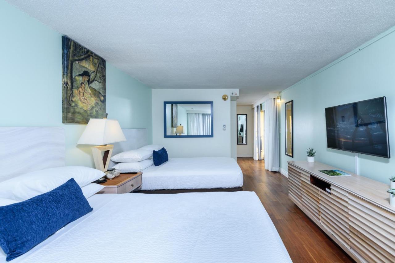 Waikiki Gateway Hotel Гонолулу Экстерьер фото